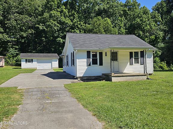 2nd image of 1341 Blockhouse Valley Rd