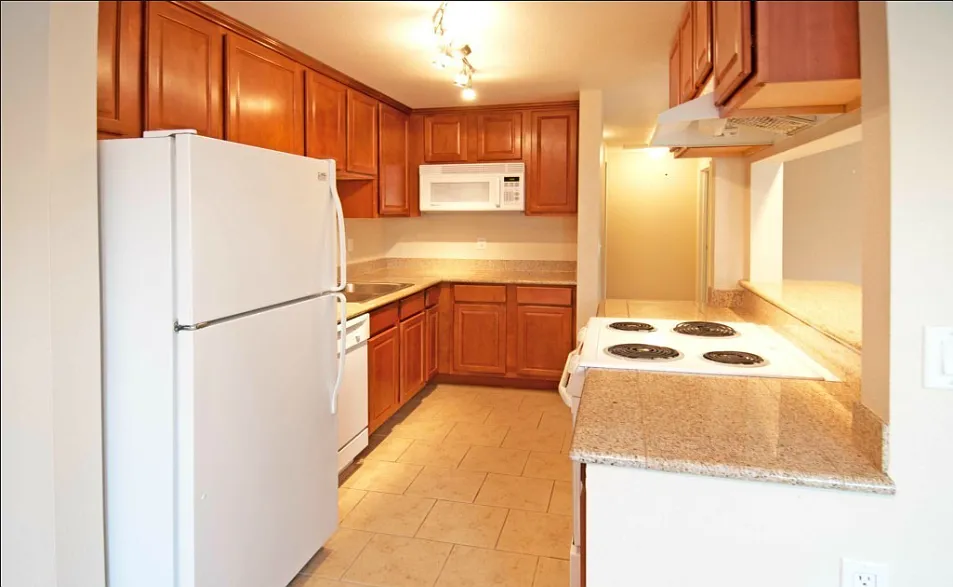 Building Photo - 20330 Bothell Everett Hwy #C303