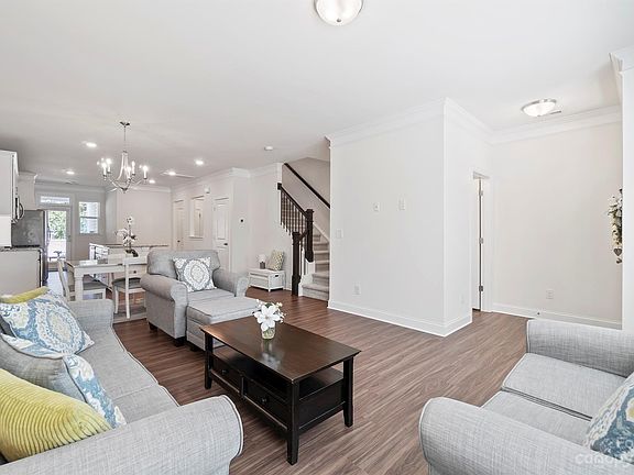 5th image of 117 Synandra Dr #B