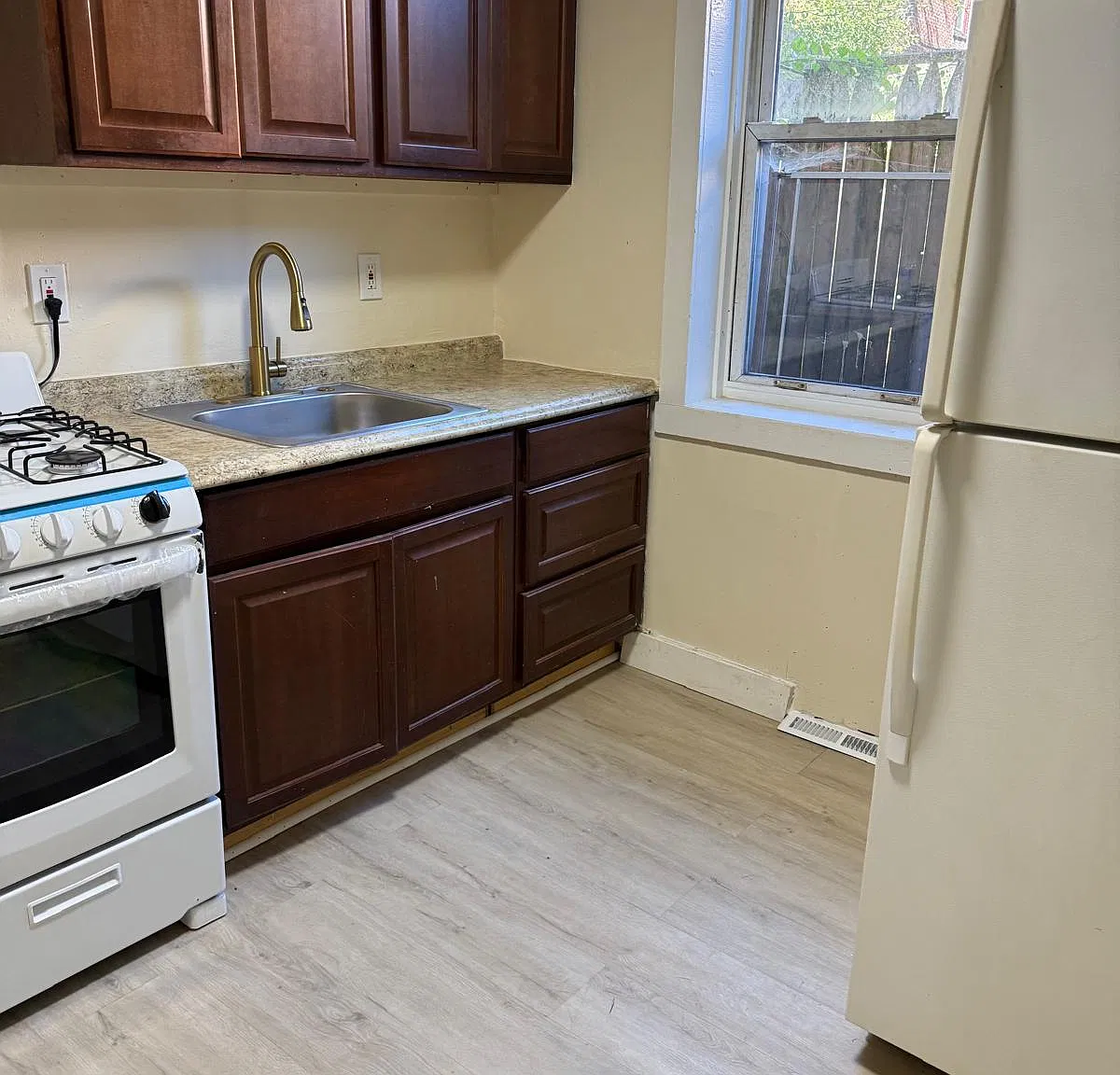 2 bed, $1,750 — Photo 4