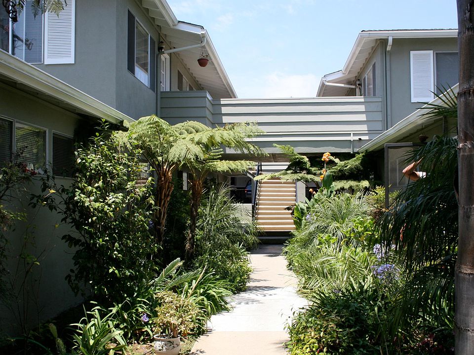 Exterior courtyard entry