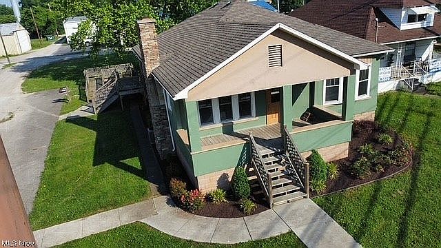 1st image of 3653 Murdoch Ave