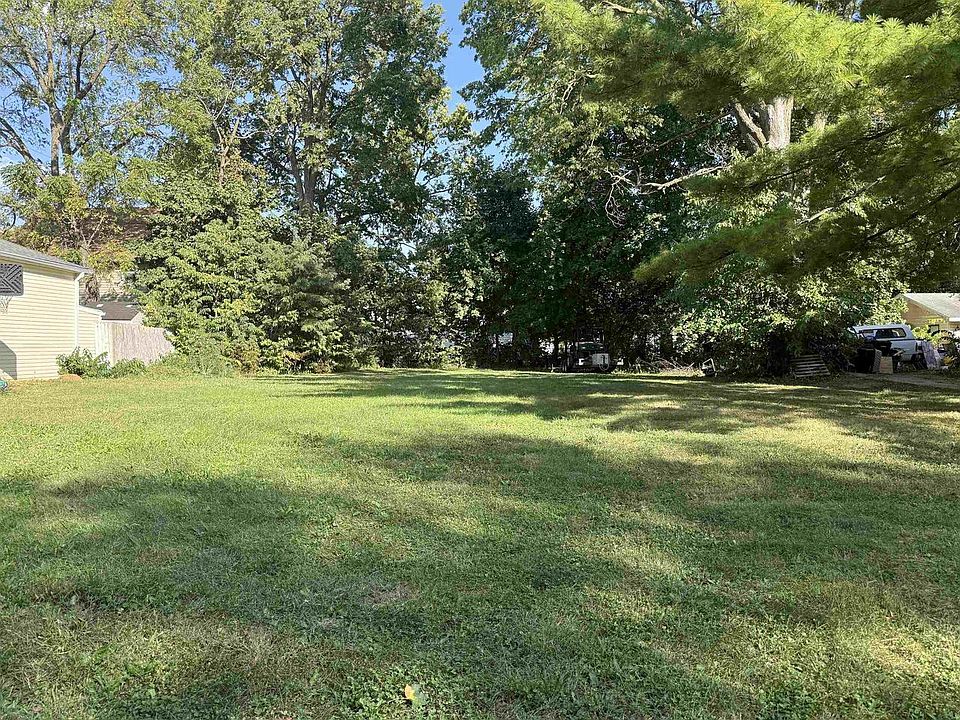 2nd image of 845 Harrison Avenue