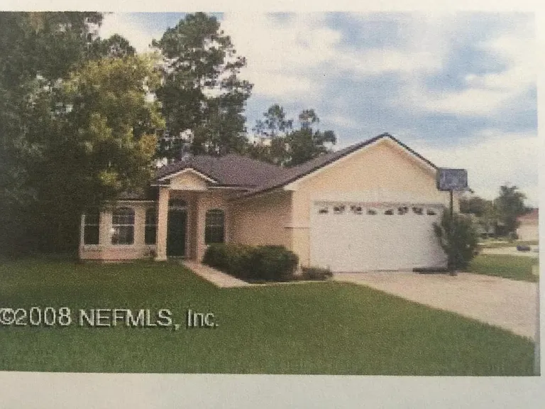 992 Buttercup Dr — Photo 2
