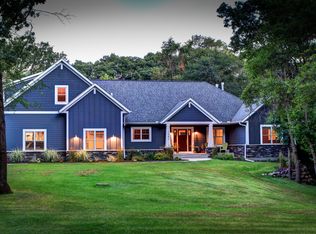 7406 Spring Lake Rd, Mounds View, MN 55112