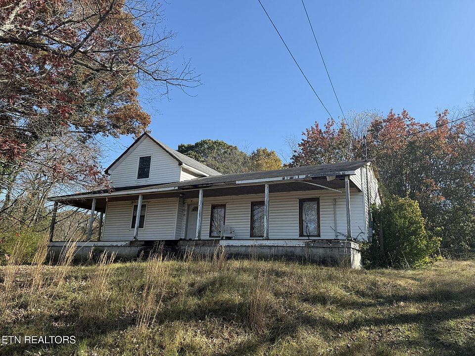 1st image of 301 Depot St