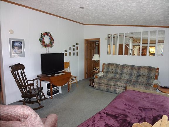 2nd image of 697 E County Road 600 N