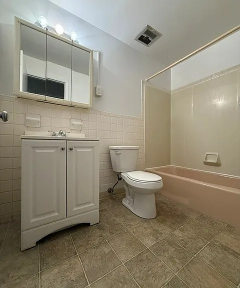 266 Essex Street — Photo 8