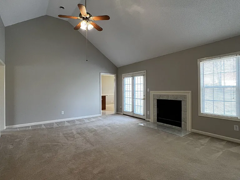 3427 Poplar Hl — Photo 53