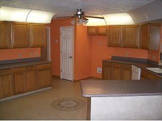 4th image of 3941 Wateroak Way