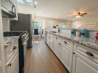 3917 Tumbleweed Ln, Baytown, TX 77521