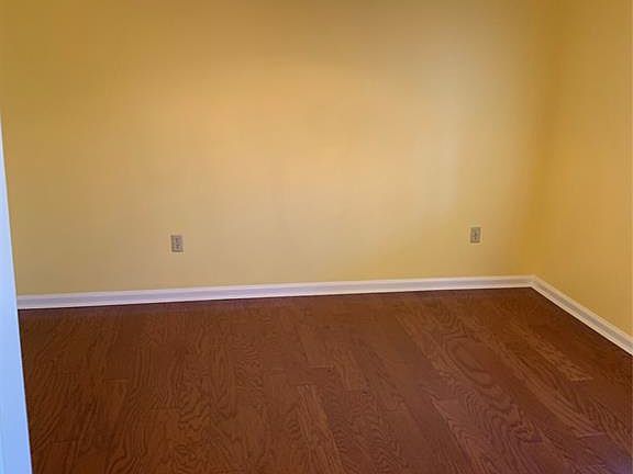 3rd image of 2228 Wentworth Dr