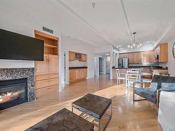 5th image of 180 Cook St APT 207