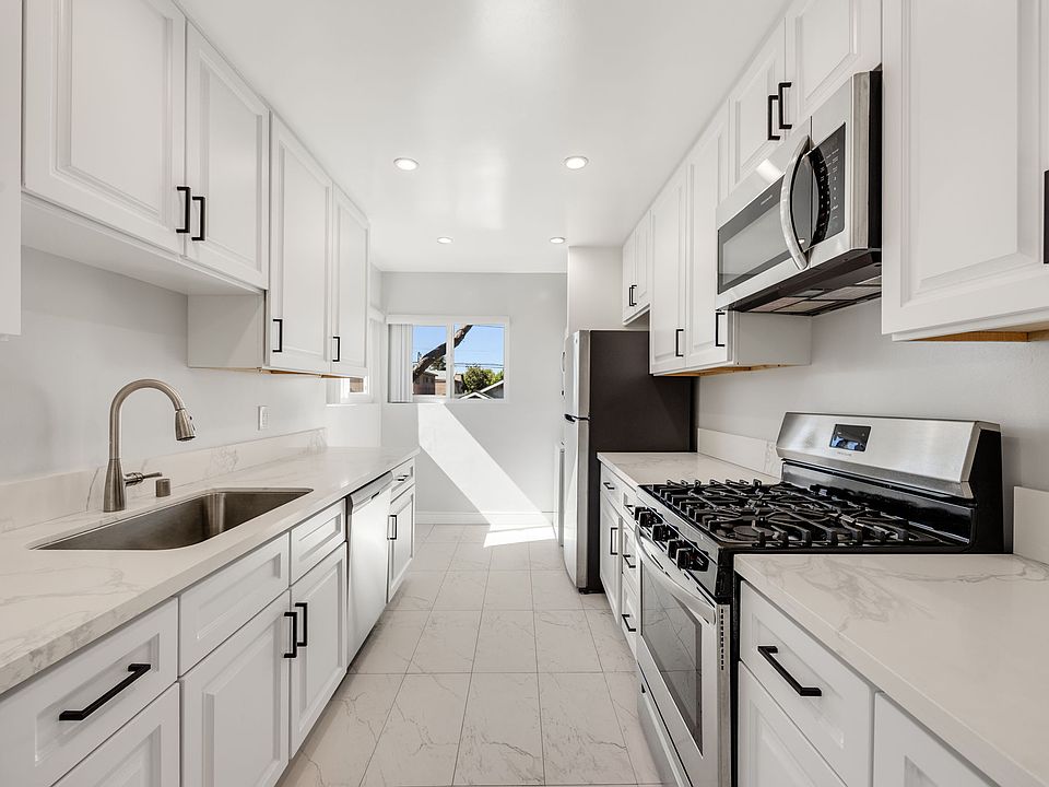 1st image of 746 Termino Ave APT 3