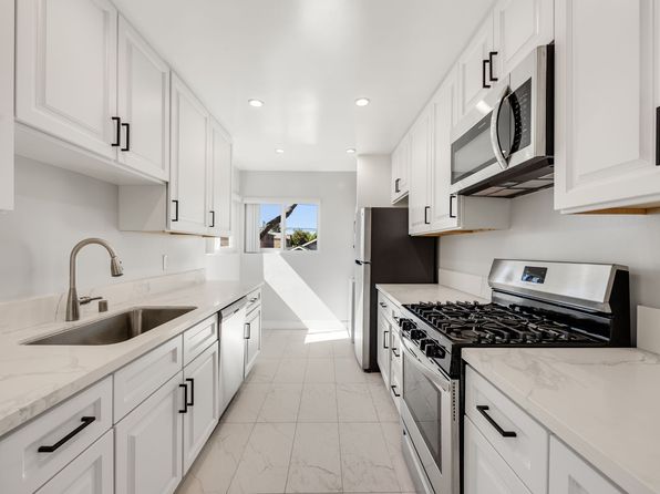 746 Termino Ave APT 3