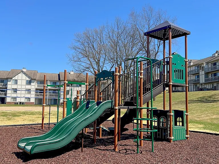 River Oaks Apartments of Rochester Hills — Photo 29