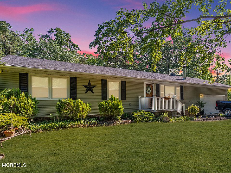 1st image of 495 Cobain Road