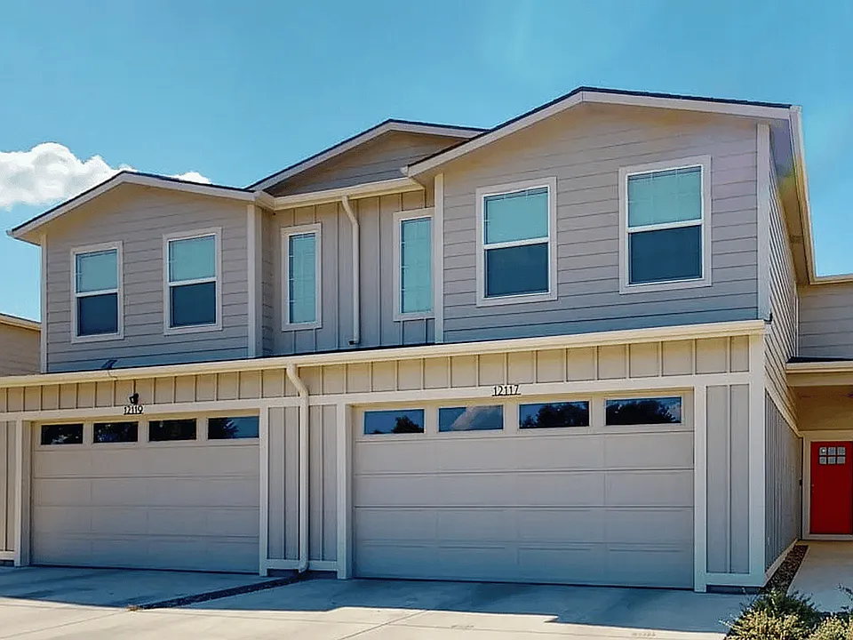 Clear Ridge Townhomes