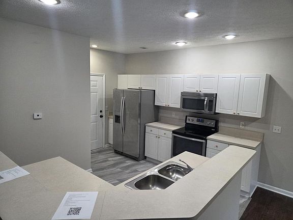2nd image of 770 Mystic Pointe Dr