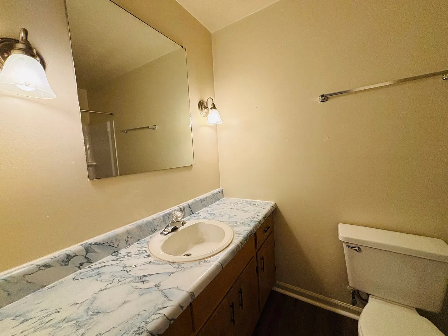 1064PH - 445-495 Miller Court Properties - M — Photo 4
