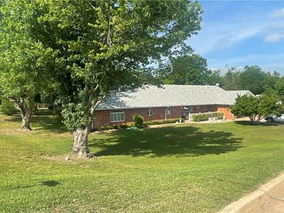 2420 Pearl St, Chickasha, OK, 73018