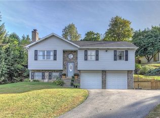 107 Edgewater Dr, Monaca, PA 15061