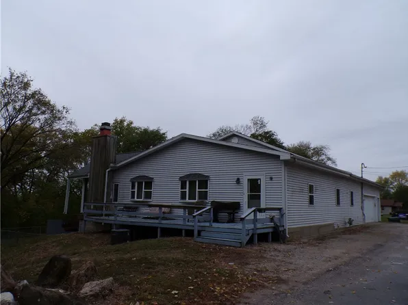 516 S 10th St, Shelbyville, IL 62565