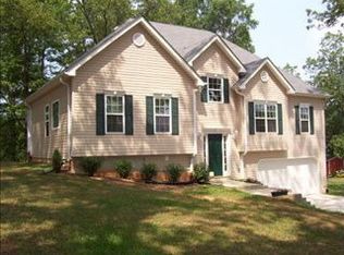 776 Lakeside Rd, Griffin, GA 30224