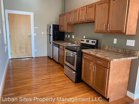 3rd image of 24 E 15th St APT 3