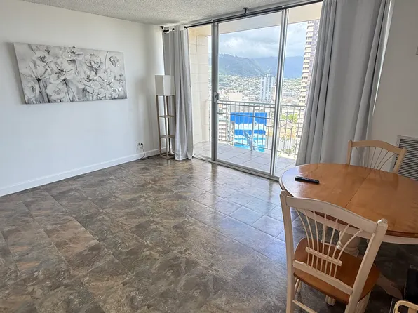 1925 Kalakaua Ave APT 2307, Honolulu, HI 96815