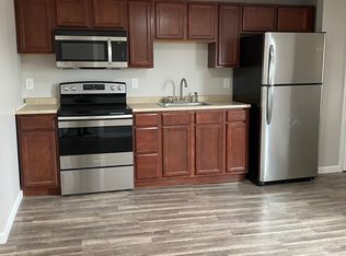 2 Rene Dr, Holyoke, MA 01040