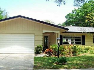 1720 Rosery Rd NE, Largo, FL 33771