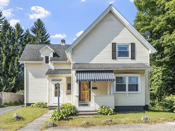 42 Branch St, Clinton, MA 01510