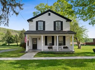 82 Main St, Laurens, NY 13796