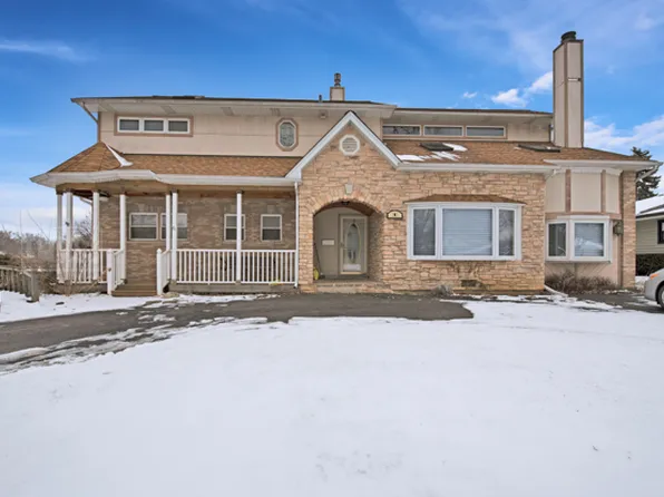 200 Brookhaven Dr, Elk Grove Village, IL 60007