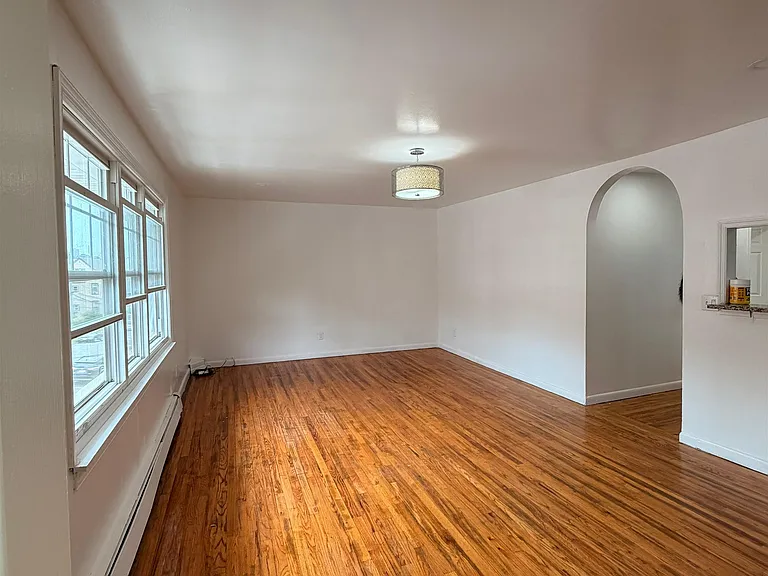 5215 Meadowview Ave — Photo 8