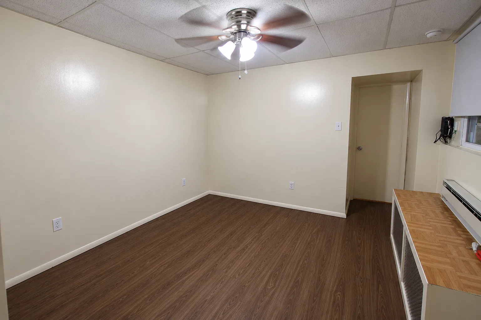 1 bed, 275 sqft, $1,095 — Photo 2