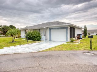 702 Brockton Pl W, Sun City Center, FL 33573