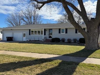 1280 W Dodge Ave, Arlington, NE, 68002