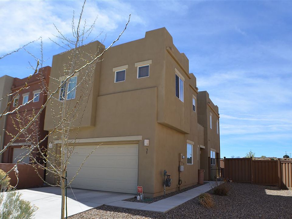 1st image of 35 Canyon Cliff Dr
