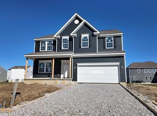 472 Creekside Dr, Commercial Point, OH