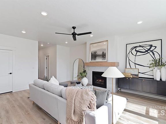 3rd image of 3863 W Stone House Ln