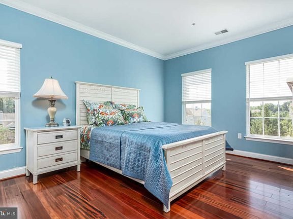 4th image of 2497 Amber Orchard Ct E Unit 202