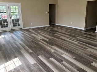 5010 Ridgeway Dr, Houston, TX 77033