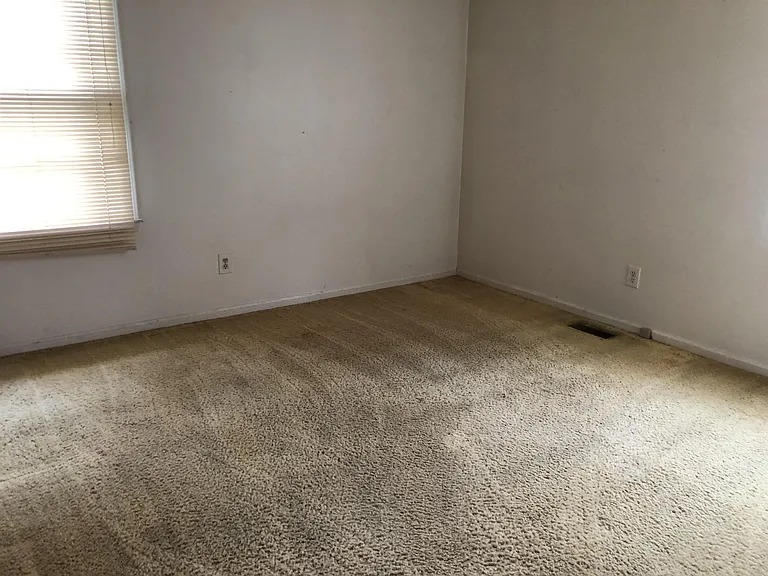 132 Brookhaven Ct — Photo 10