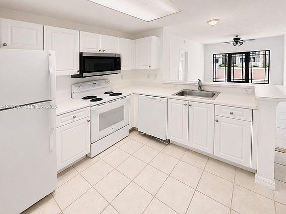 5th image of 2803 Sarento Pl APT 108