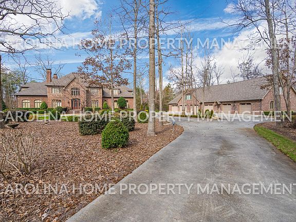 2nd image of 4321 Satterwythe Ln