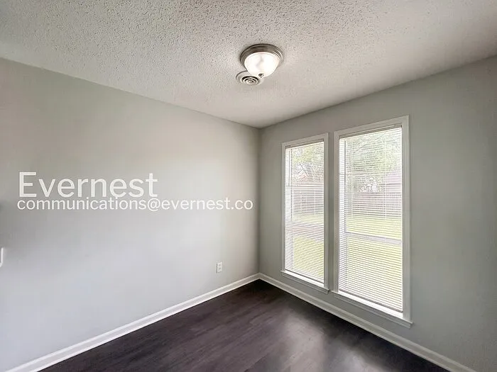 7127 Markim Dr — Photo 11