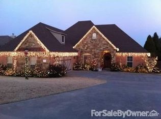 2118 Parkridge Dr, Van Buren, AR 72956