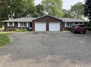 7590 Carmen Dr NW, North Canton, OH 44720